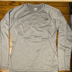 The North Face Men's Silver Long Sleeve Warm Shirt Winter Baselayer. Size S